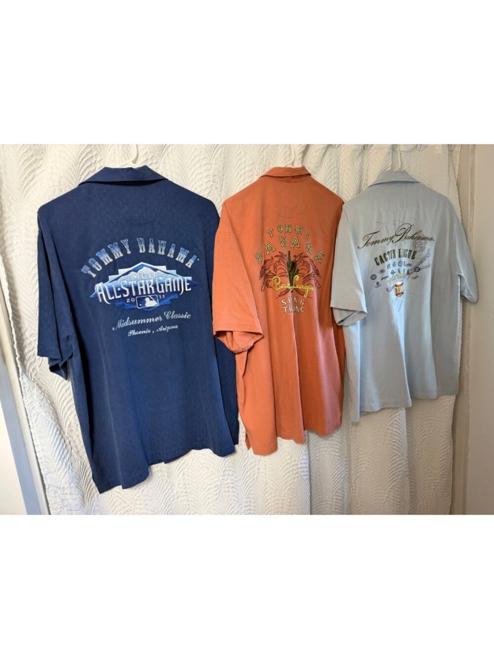 Lot of 2 Tommy bahama silk league shirts 1 MLB All Star Game 2011 Shirt sz Large
